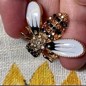 Sparkling Enamel Honey Bee
Brooch
